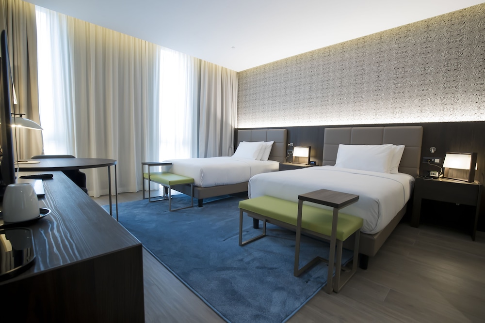 doubletree by hilton pointe noire