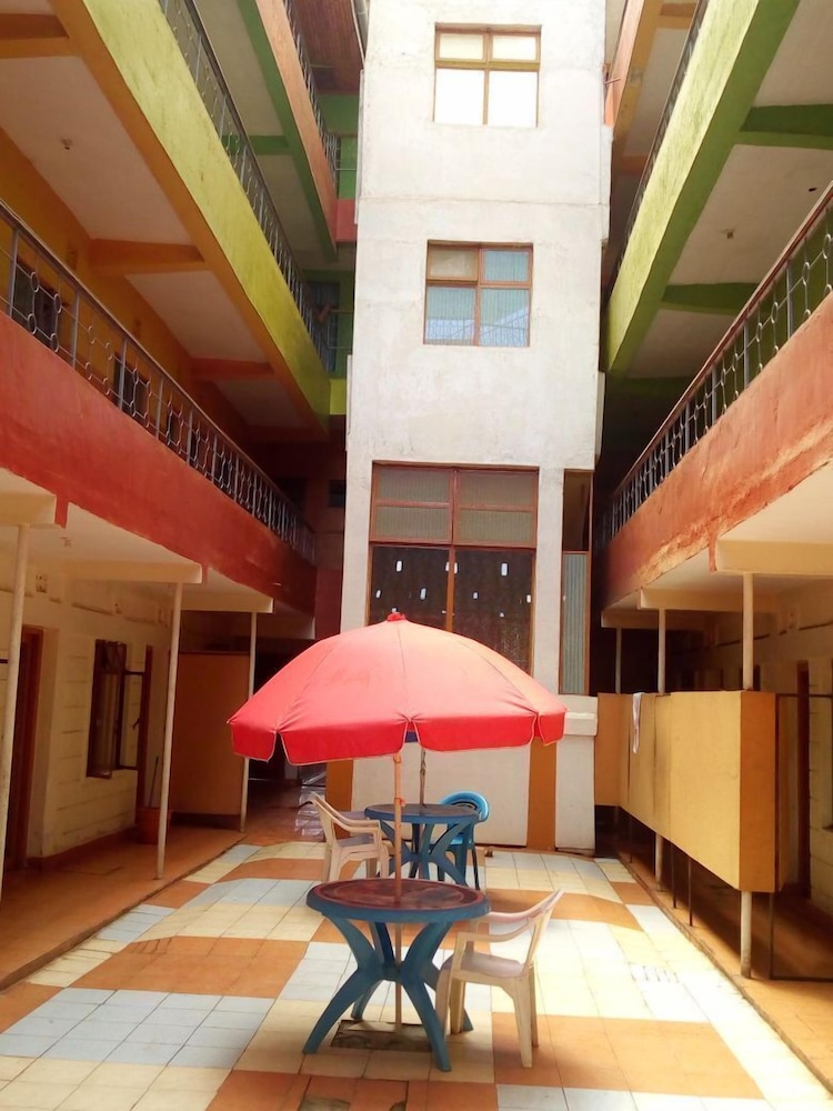 the salmuc hotel