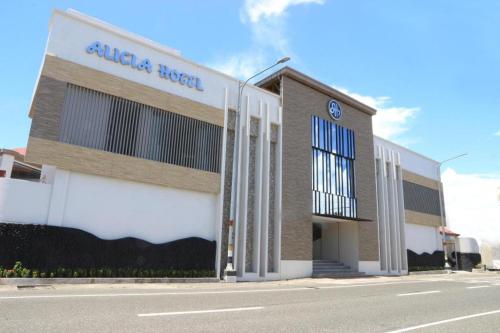 alicia hotel and restaurant