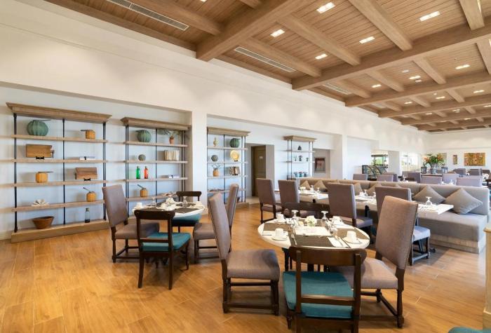 twin lakes hotel