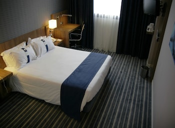 holiday inn express bilbao by ihg