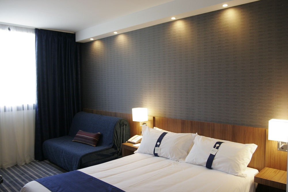 holiday inn express bilbao by ihg
