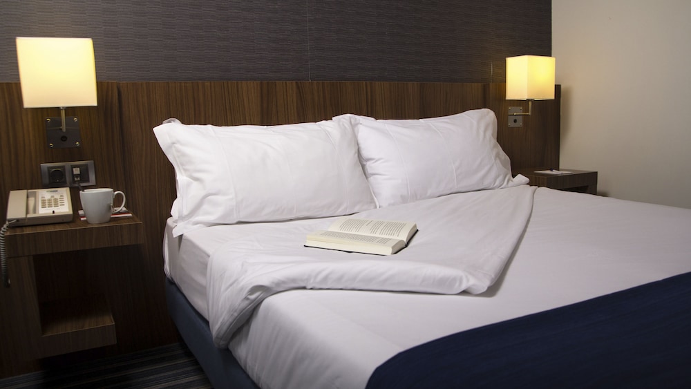 holiday inn express bilbao by ihg