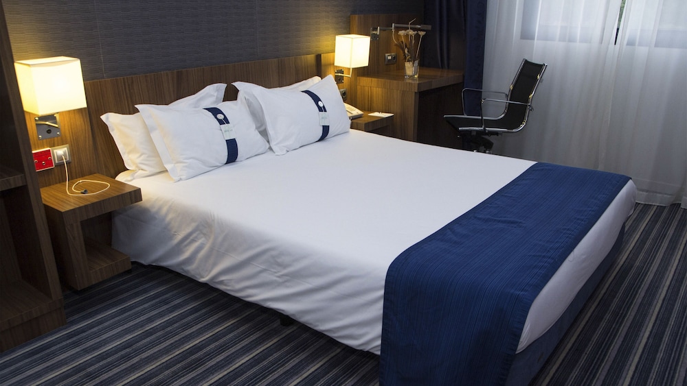 holiday inn express bilbao by ihg