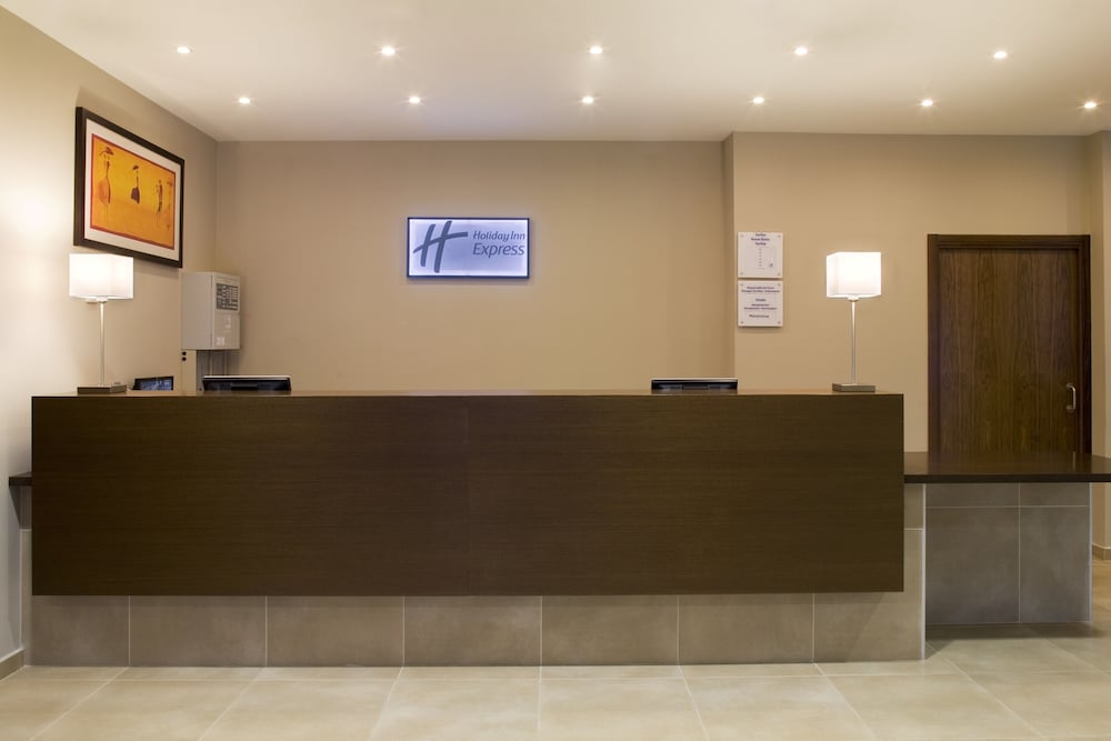 holiday inn express bilbao by ihg