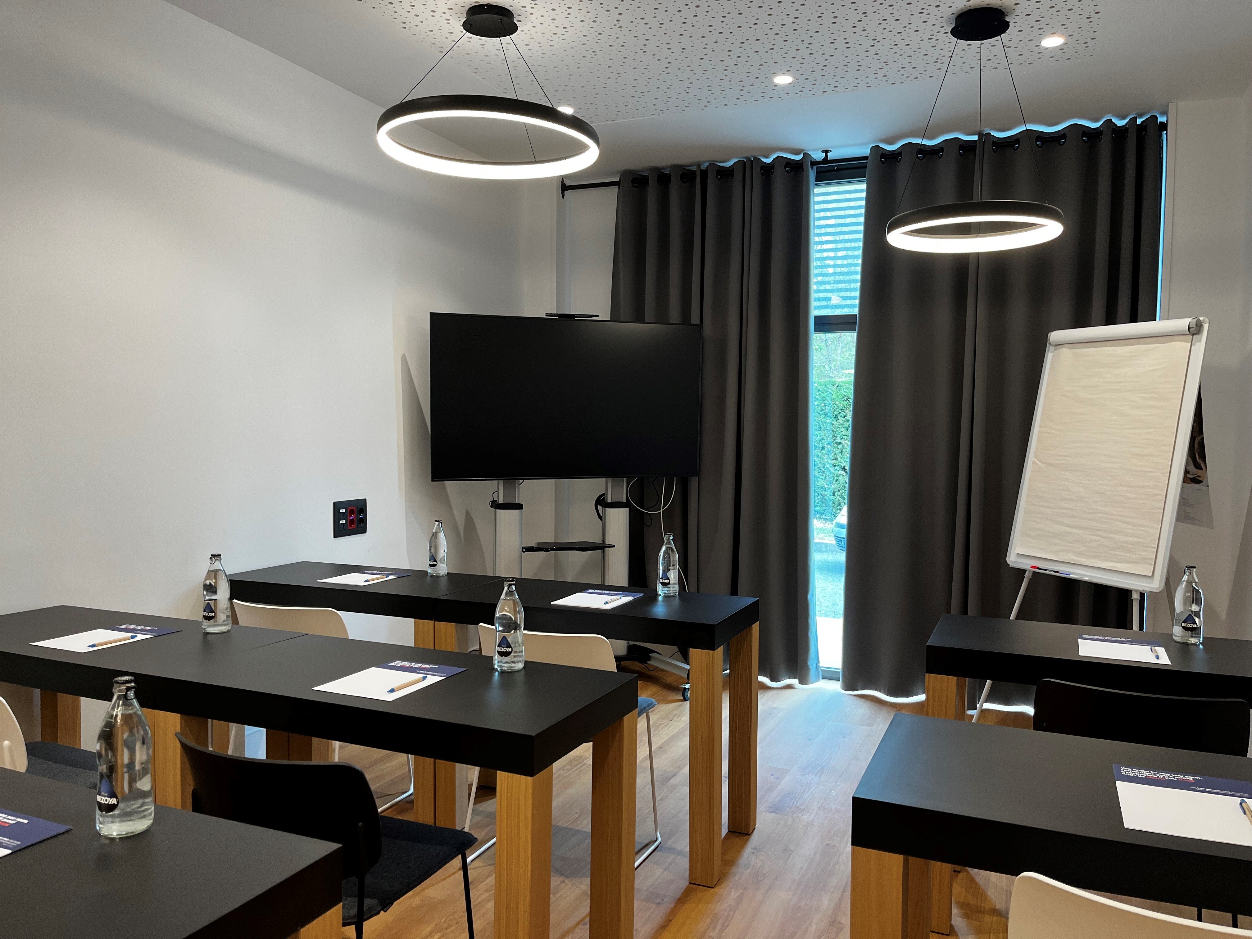 holiday inn express bilbao by ihg