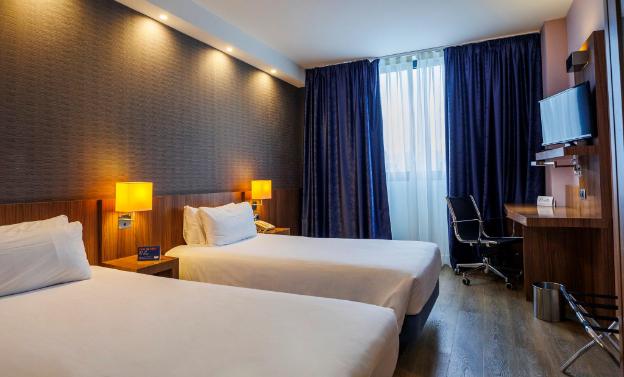 holiday inn express bilbao by ihg