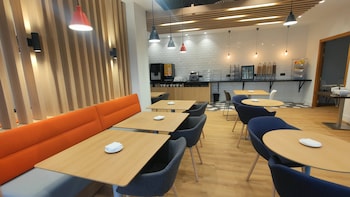 holiday inn express bilbao by ihg