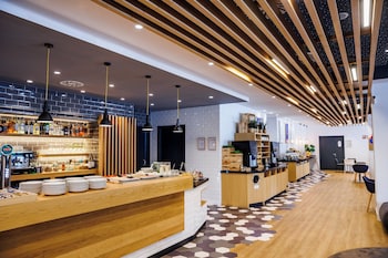 holiday inn express bilbao by ihg