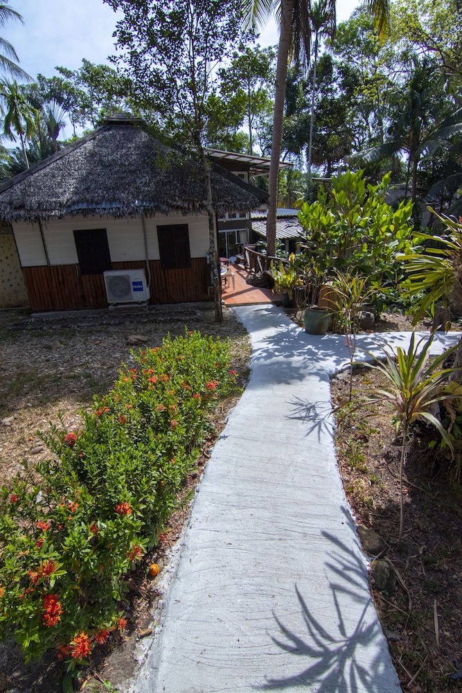 ban na kai mook beach