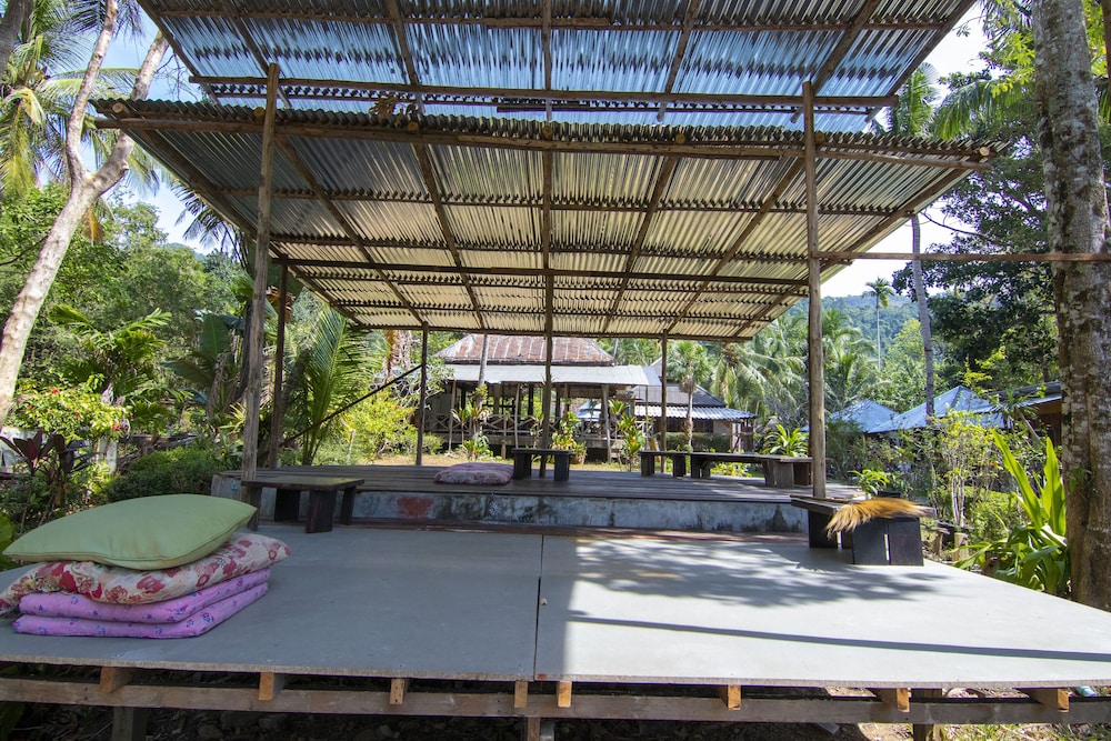 ban na kai mook beach