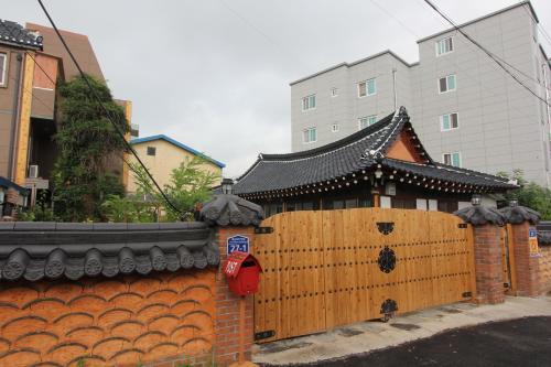 dasomchae hanok stay korea quality