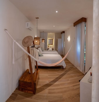 hotel los arrecifes