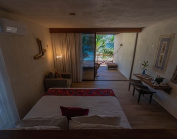 hotel los arrecifes