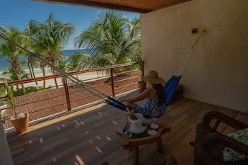 hotel los arrecifes