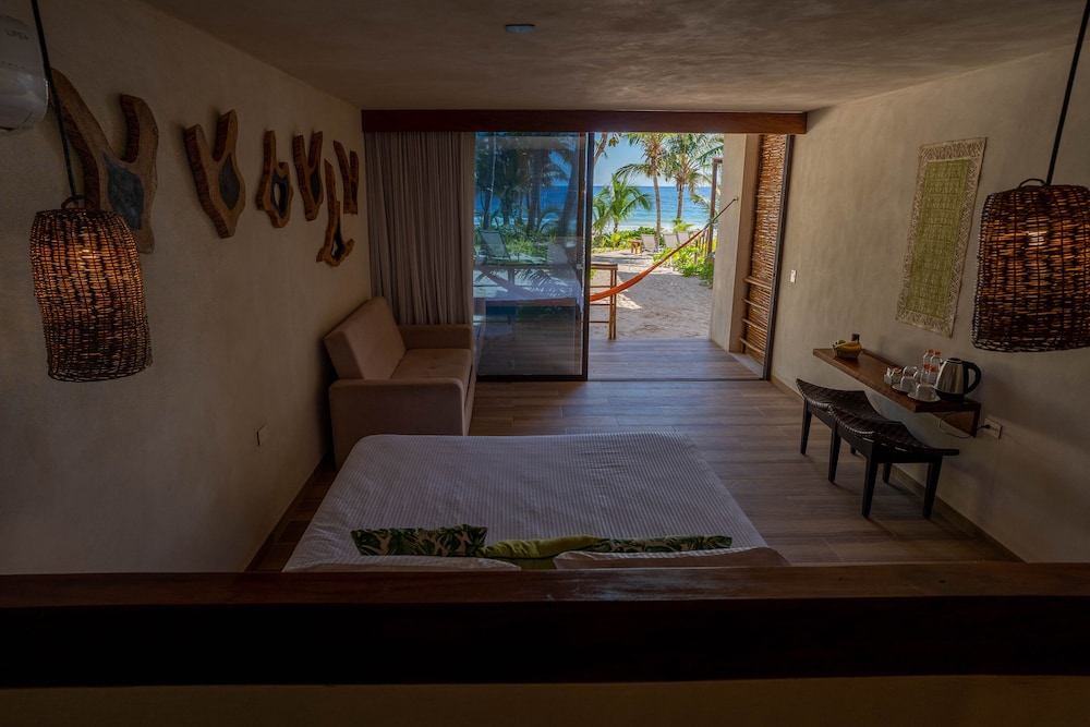 hotel los arrecifes