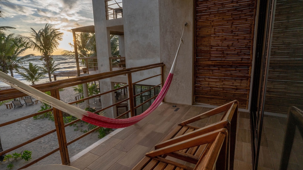 hotel los arrecifes