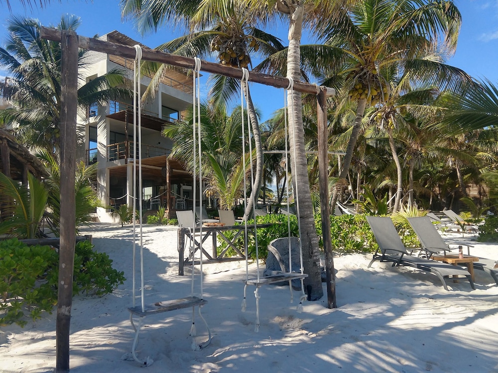 hotel los arrecifes