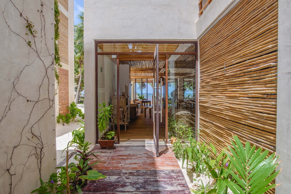 hotel los arrecifes
