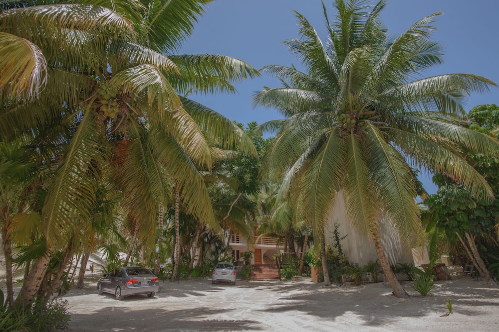 hotel los arrecifes
