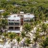 hotel los arrecifes