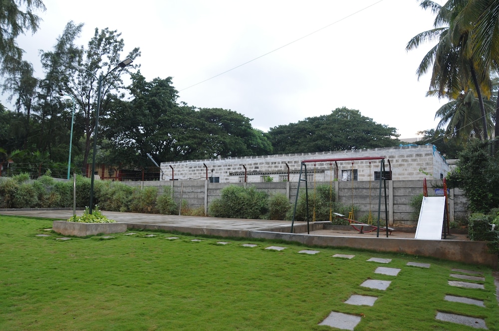 mysore mayflower hotel