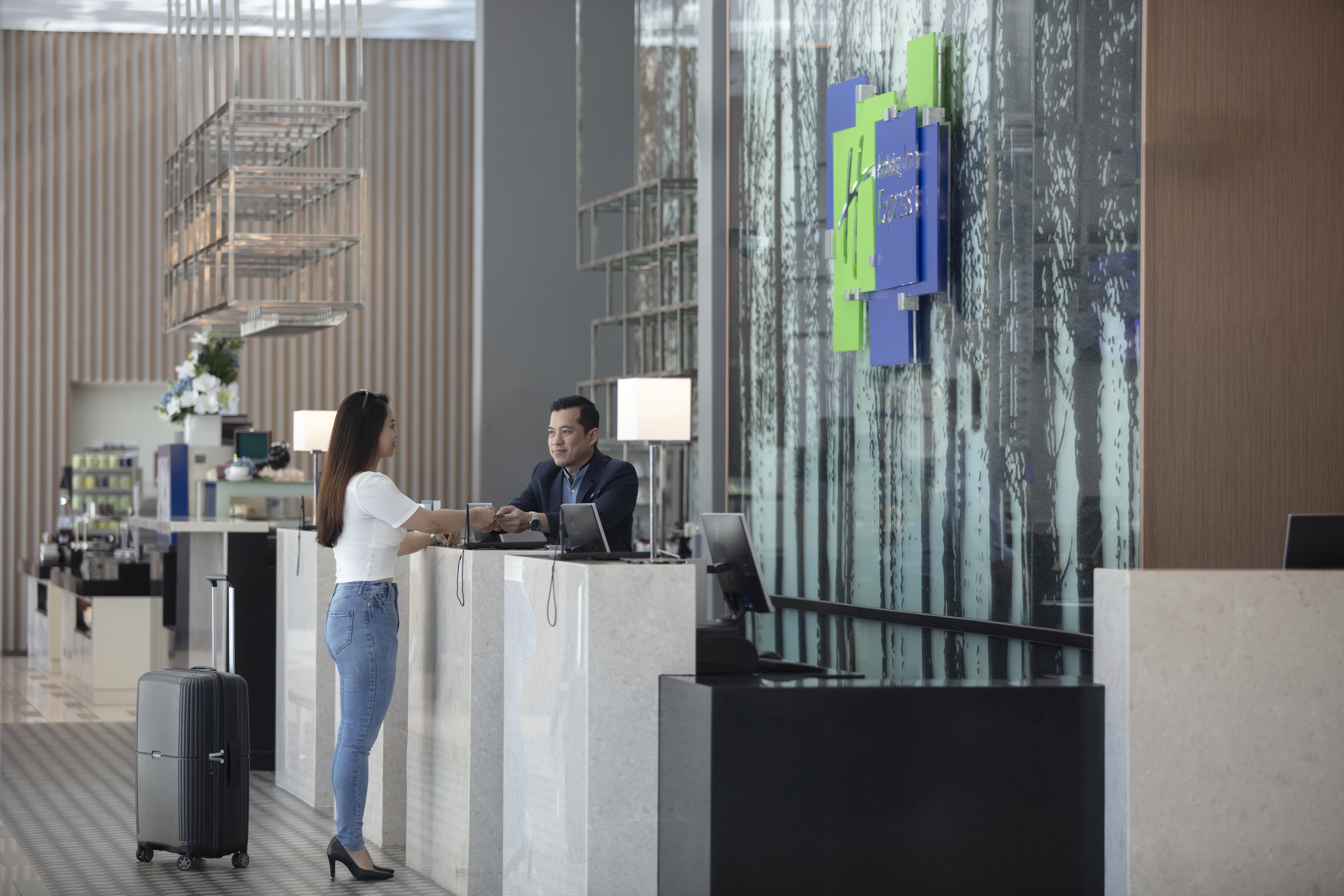 holiday inn express kota kinabalu city centre an ihg hotel