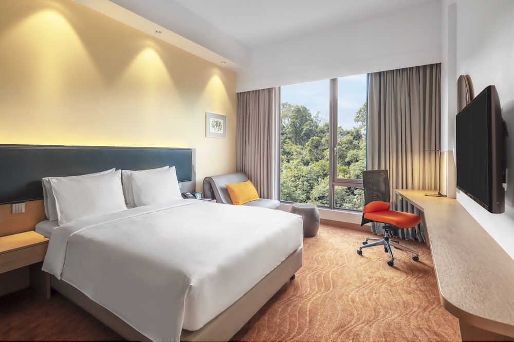 holiday inn express kota kinabalu city centre an ihg hotel