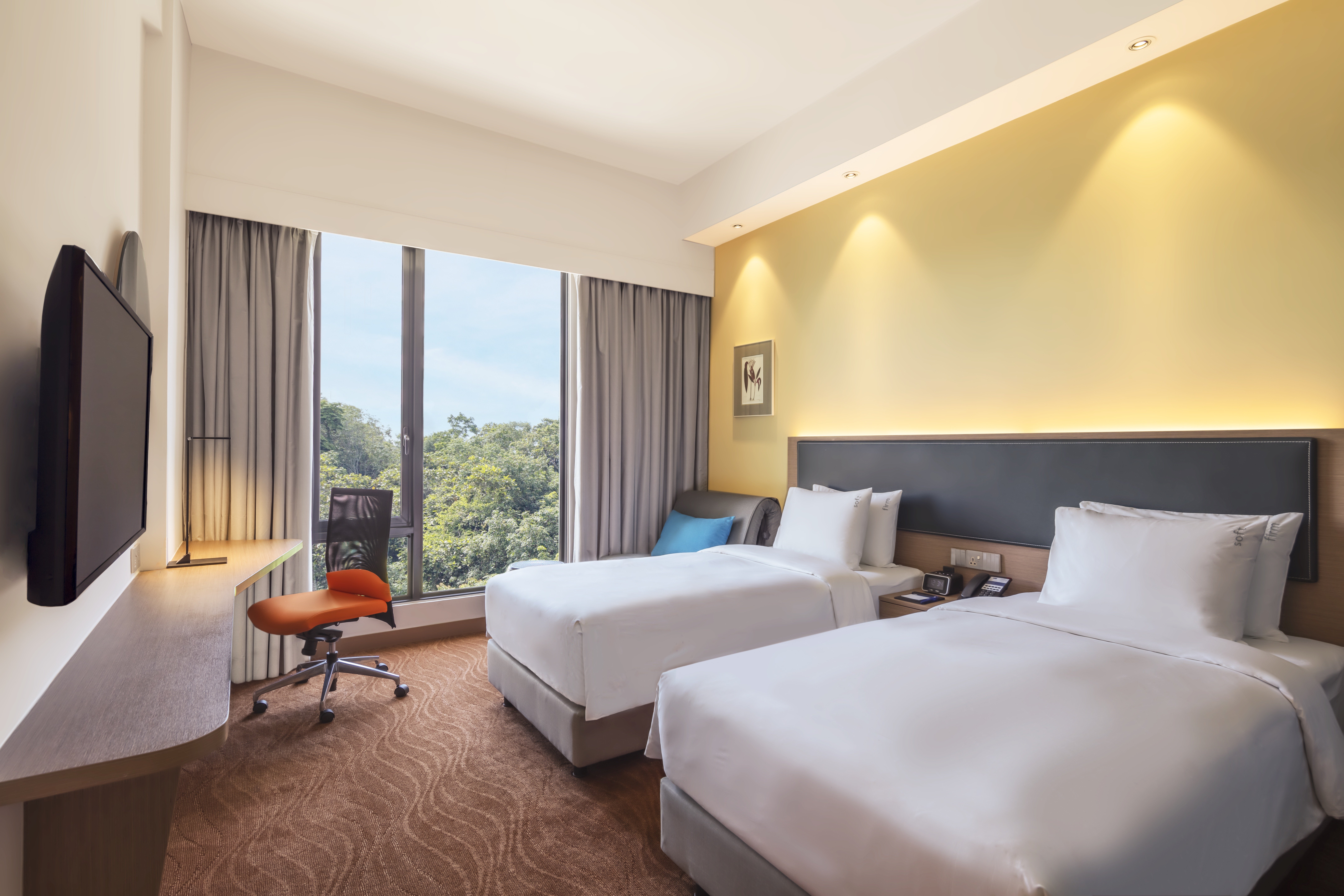 holiday inn express kota kinabalu city centre an ihg hotel