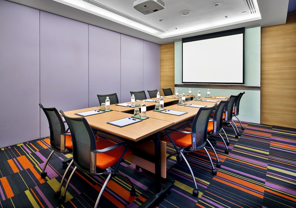 holiday inn express kota kinabalu city centre an ihg hotel