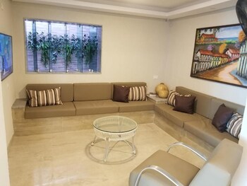 hotel uzi mar