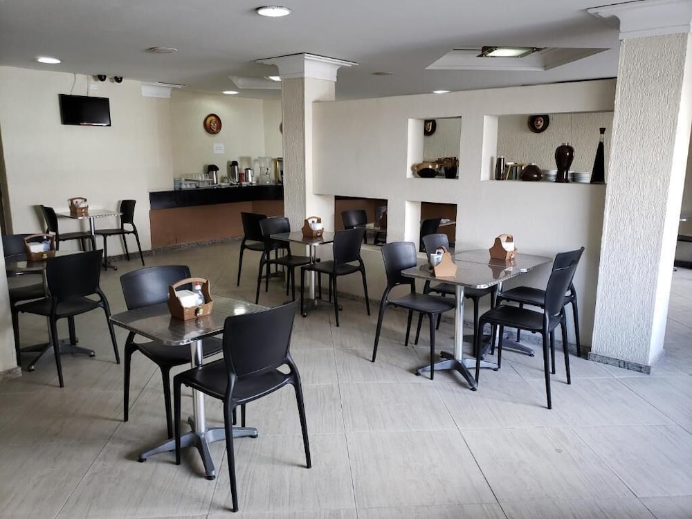 hotel uzi mar