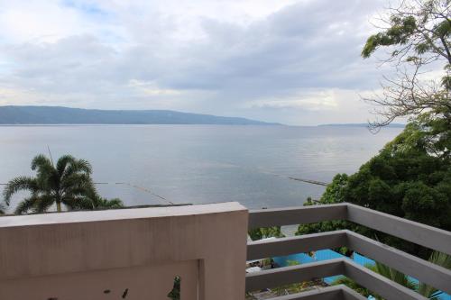 lorelei beach resort