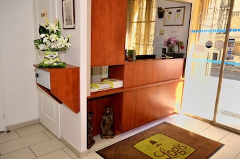 Hotel Du Fort,In Meulan-En-Yvelines,3 star