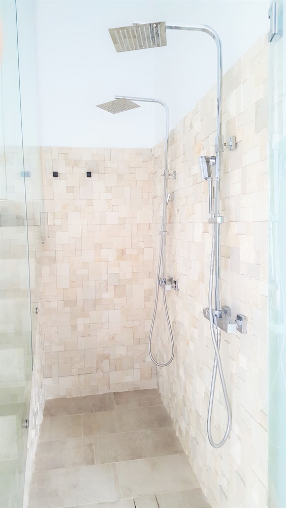 botaniq hotel boutique