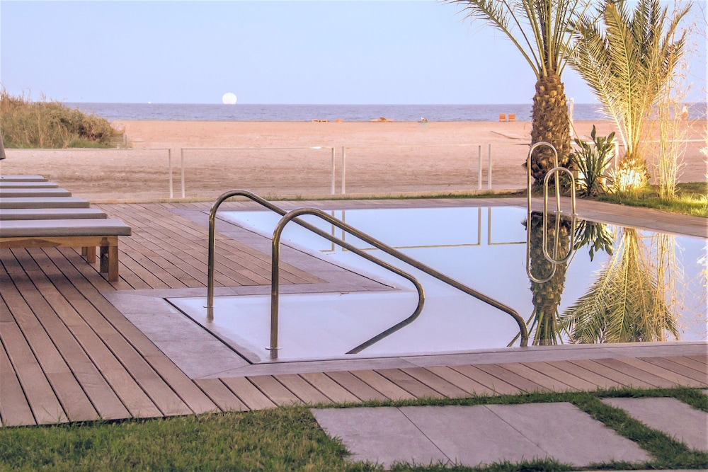 botaniq hotel boutique