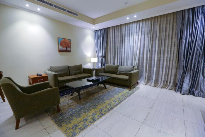 lotaz hotel suites al salamah