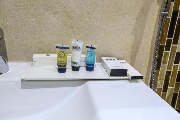 lotaz hotel suites al salamah