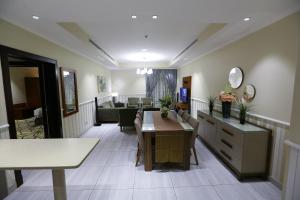 lotaz hotel suites al salamah