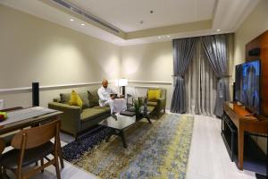 lotaz hotel suites al salamah
