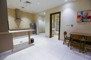 lotaz hotel suites al salamah