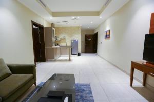lotaz hotel suites al salamah