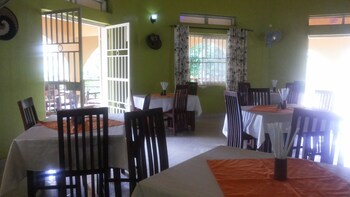 lavic country resort