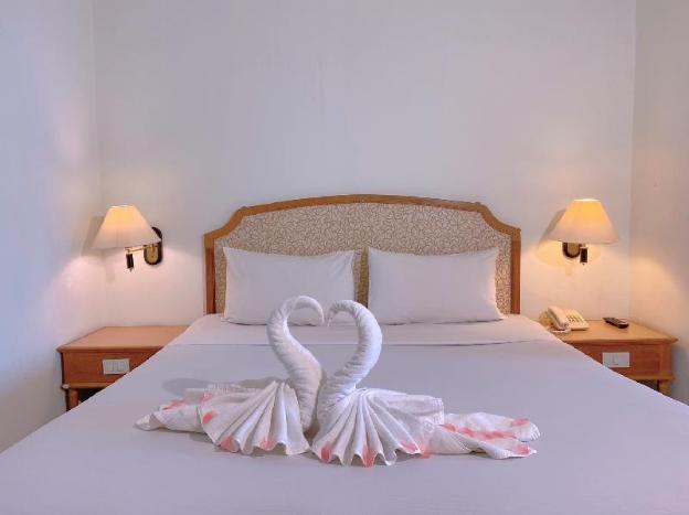 yannaty hotel halal