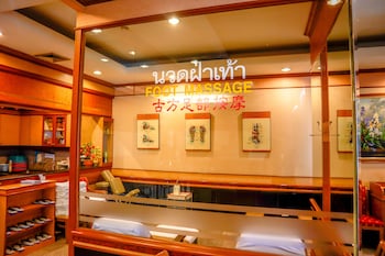 yannaty hotel halal