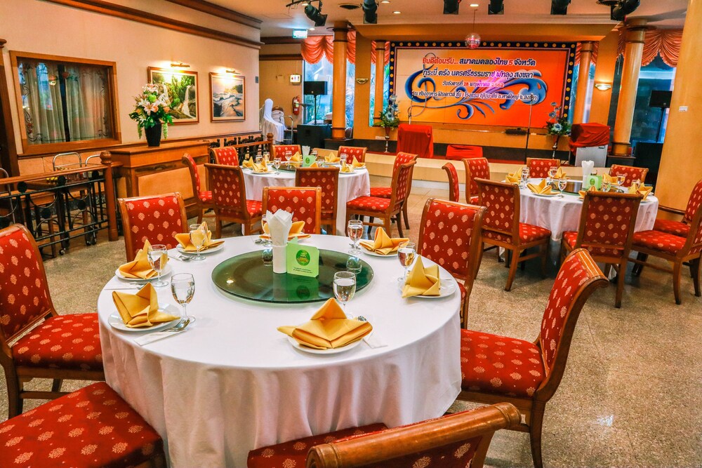 yannaty hotel halal