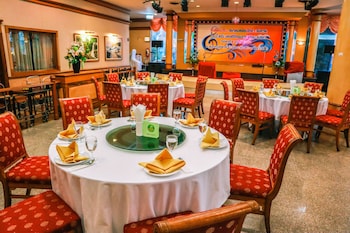 yannaty hotel halal