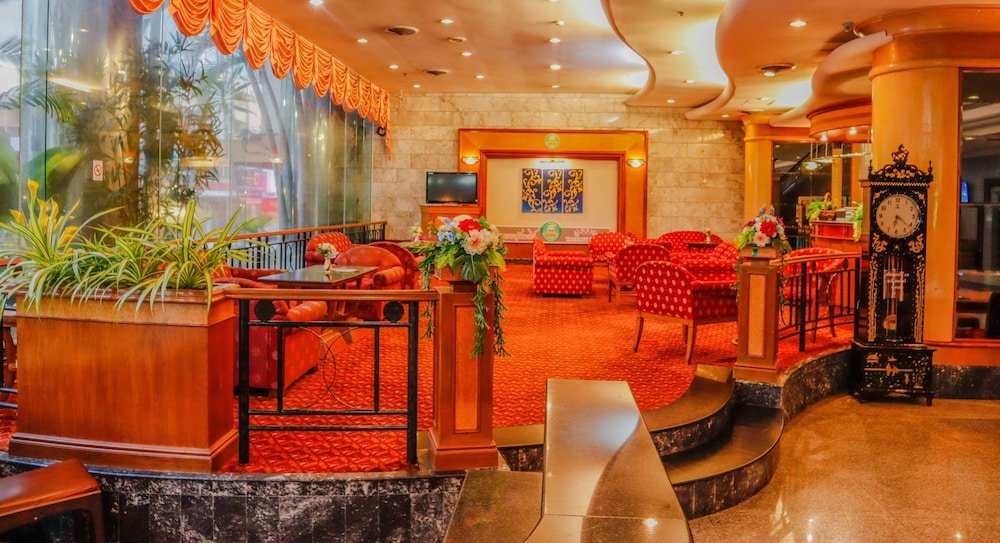 yannaty hotel halal