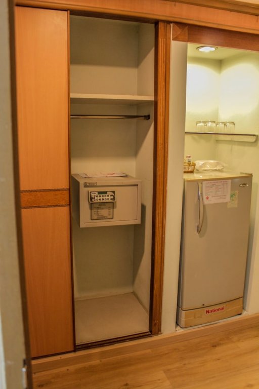 yannaty hotel halal