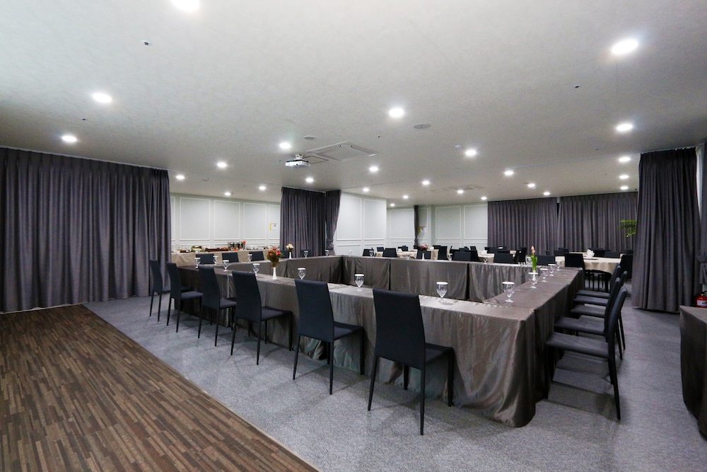 andong cm park hotel